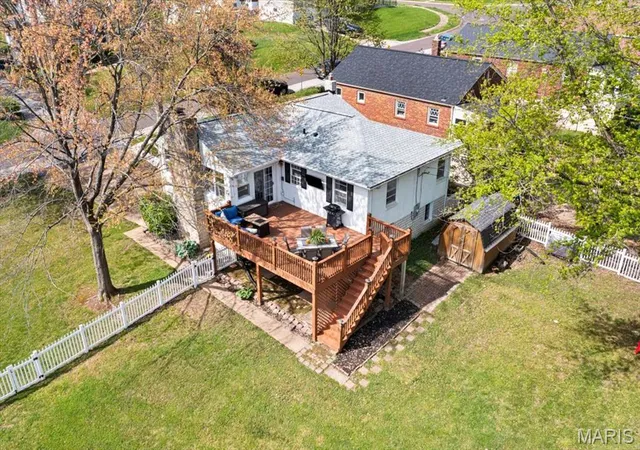 Photo 3 of Single Family Residence at 9401 Daisy Ln, Saint Louis, MO 63123 | MLS# MIS25026881 |  | Sold on 2025-05-29