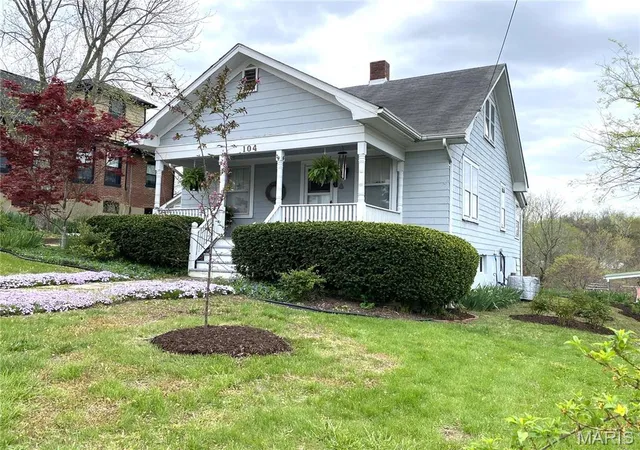 Photo 1 of Single Family Residence at 104 E 12Th St, Hermann, MO 65041 | MLS# MIS25026882 | | Sold on 2025-07-17