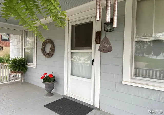 Photo 3 of Single Family Residence at 104 E 12Th St, Hermann, MO 65041 | MLS# MIS25026882 | | Sold on 2025-07-17