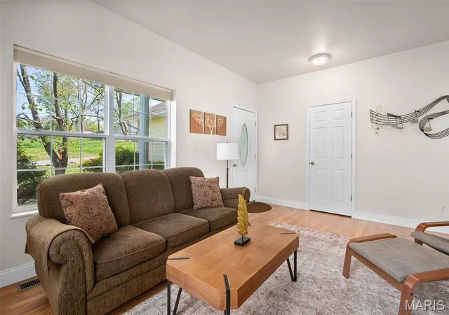 Photo 4 of Single Family Residence at 10646 Wurdack Ave, Saint Louis, MO 63114 | MLS# MIS25027007 | | Sold on 2025-05-14