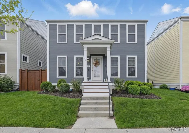 Single Family Residence at 6029 New Town Dr, Saint Charles, MO 63301 | MLS# MIS25027291 | | Sold on 2025-06-30