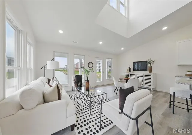 Photo 4 of Single Family Residence at 4005 Marais Temps Clair Dr, Saint Charles, MO 63301 | MLS# MIS25027355 |  | Sold on 2025-06-04