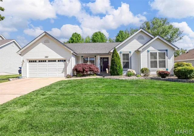 Single family home for sale at 1603 Broadsword Ln, Lake Saint Louis, MO 63367 | MLS# MIS25027405 | Listing updated on 2025-09-01