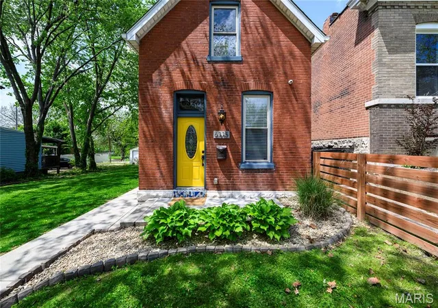 Photo 4 of Single Family Residence at 6325 Alabama Ave, Saint Louis, MO 63111 | MLS# MIS25027435 | | Sold on 2025-05-23