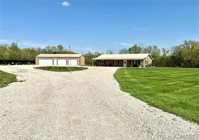Photo 2 of Single Family Residence at 4450 Hwy 6, Maywood, MO 63454 | MLS# MIS25027491 | | Sold on 2025-05-16