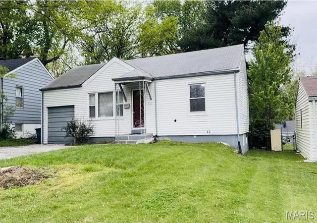 Single Family Residence at 8723 Agate Ct, Saint Louis, MO 63136 | MLS# MIS25027527 | | Sold on 2025-06-10
