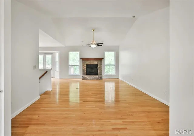 Photo 4 of Single Family Residence at 1200 Sweeping Oaks Dr, Saint Charles, MO 63304 | MLS# MIS25027591 | | Sold on 2025-06-09