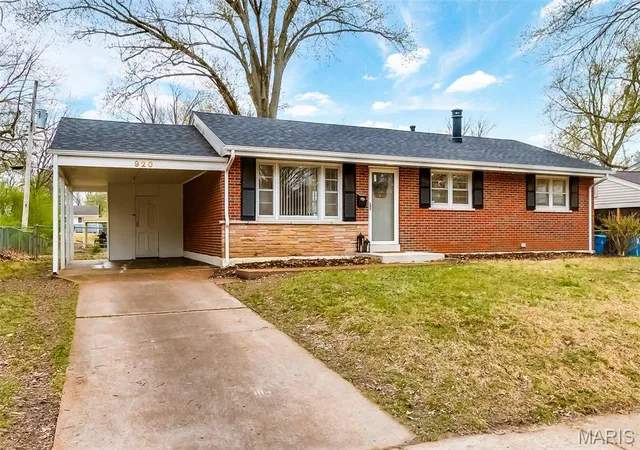 Single Family Residence at 920 Thatcher Ave, Saint Louis, MO 63135 | MLS# MIS25027713 | | Sold on 2025-06-05