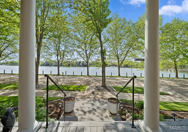 Photo 1 of Single Family Residence at 3313 Galt House Dr, Saint Charles, MO 63301 | MLS# MIS25027749 | | Sold on 2025-06-30