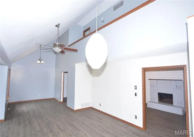 Photo 3 of Single family home for sale at 1603 Independence Rd, Rolla, MO 65401 | MLS# MIS25027917 | Listing updated on 2026-06-22