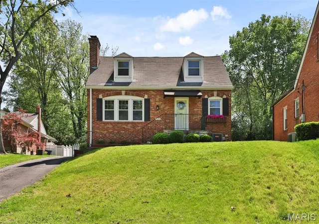 Photo 2 of Single Family Residence at 1434 Rankin Dr, Saint Louis, MO 63117 | MLS# MIS25027923 | | Sold on 2025-06-10