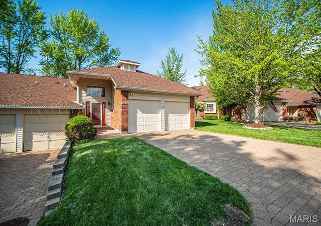 Photo 1 of Condominium at 12952 Autumn View Dr, Saint Louis, MO 63146 | MLS# MIS25027978 |  | Sold on 2025-06-11