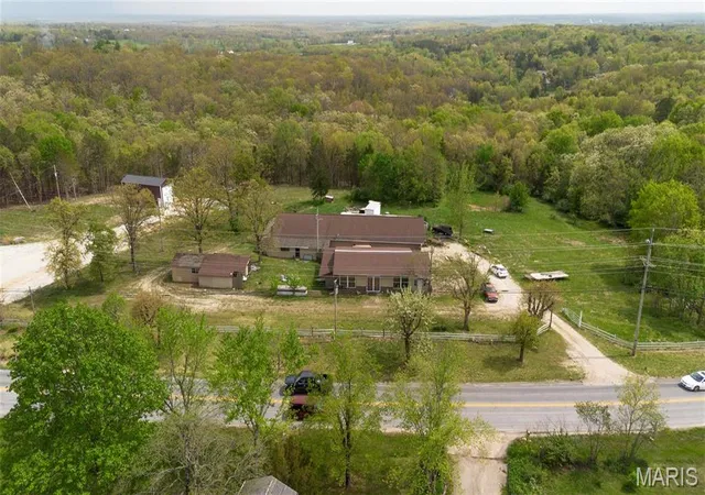 Homes for sale in Rolla, MO | 10366 County Road 3060, Rolla, MO 65401 | MLS# MIS25028091