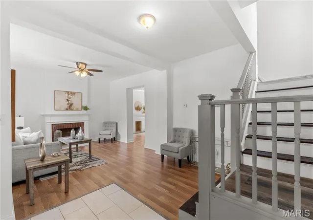 Photo 4 of Single Family Residence at 5614 Etzel Ave, Saint Louis, MO 63112 | MLS# MIS25028223 | | Sold on 2025-12-04