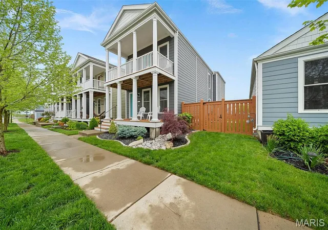 Photo 1 of Single Family Residence at 6012 New Town Dr, Saint Charles, MO 63301 | MLS# MIS25028404 |  | Sold on 2025-06-04