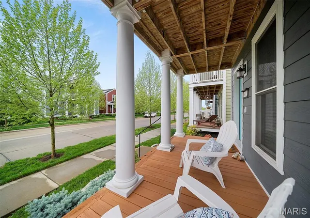 Photo 2 of Single Family Residence at 6012 New Town Dr, Saint Charles, MO 63301 | MLS# MIS25028404 |  | Sold on 2025-06-04
