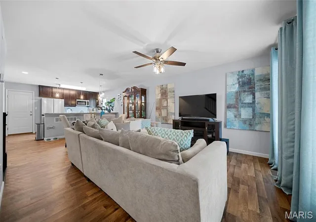 Photo 3 of Single Family Residence at 6012 New Town Dr, Saint Charles, MO 63301 | MLS# MIS25028404 |  | Sold on 2025-06-04