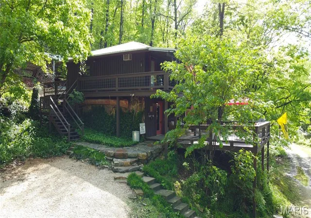Photo 1 of Single family home for sale at 1 Richbark Lane, Van Buren, MO 63965 | MLS# MIS25028712 | Listing updated on 2026-10-28