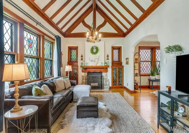 Photo 1 of Single Family Residence at 4080 Alma Ave, Saint Louis, MO 63116 | MLS# MIS25028891 | | Sold on 2025-06-03