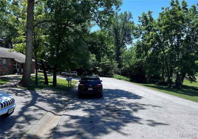 Photo 1 of Land for sale at 1 Lot 1 Ismail Estates, Hannibal, MO 63401 | MLS# MIS25028946 | Listing updated on 2026-01-13