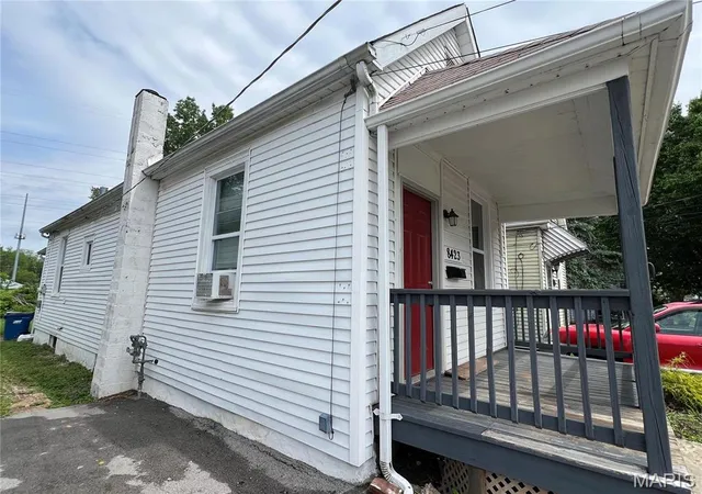 Photo 2 of Single Family Residence at 8423 Tennessee Ave, Saint Louis, MO 63125 | MLS# MIS25029048 | | Sold on 2025-09-19