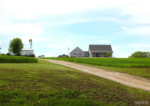 Photo 3 of Single Family Residence at 16255 Monroe Road 875, Paris, MO 65275 | MLS# MIS25029166 | | Sold on 2025-08-20
