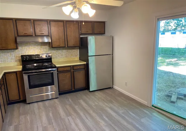 Photo 4 of Multi Family at 107 Northland Dr, Belleville, IL 62221 | MLS# MIS25029319 | | Sold on 2025-06-02