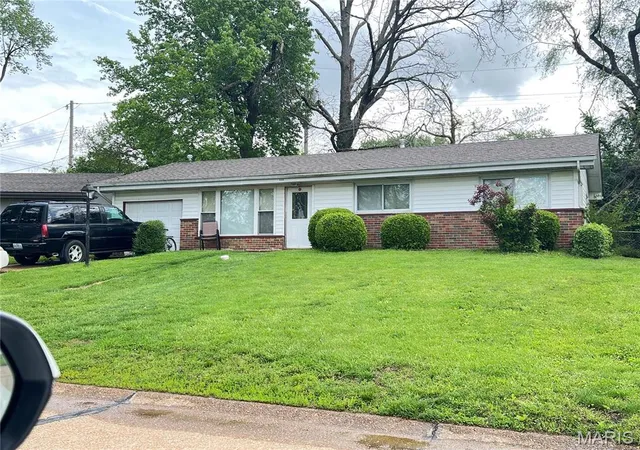 Photo 1 of Single Family Residence at 9446 Dawn Ct, Saint Louis, MO 63136 | MLS# MIS25029381 | | Sold on 2025-06-25