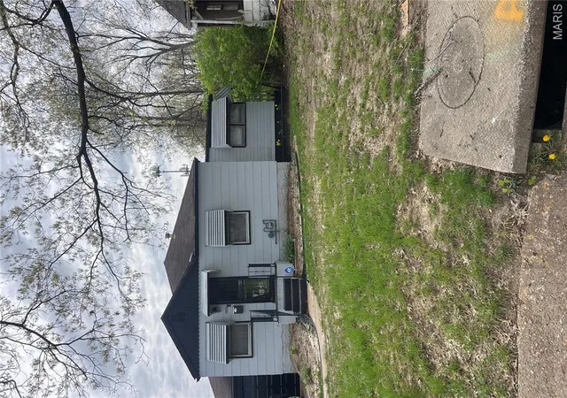 Homes for sale in Saint Louis, MO | 7401 Pleaseway Dr, Saint Louis, MO 63136 | MLS# MIS25029590