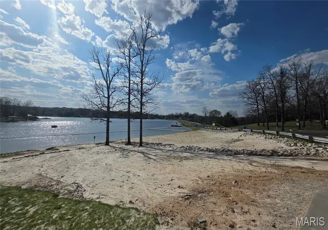 Photo 1 of Land for sale at 0 Glen Echo Dr, De Soto, MO 63020 | MLS# MIS25029679 | Listing updated on 2026-04-13