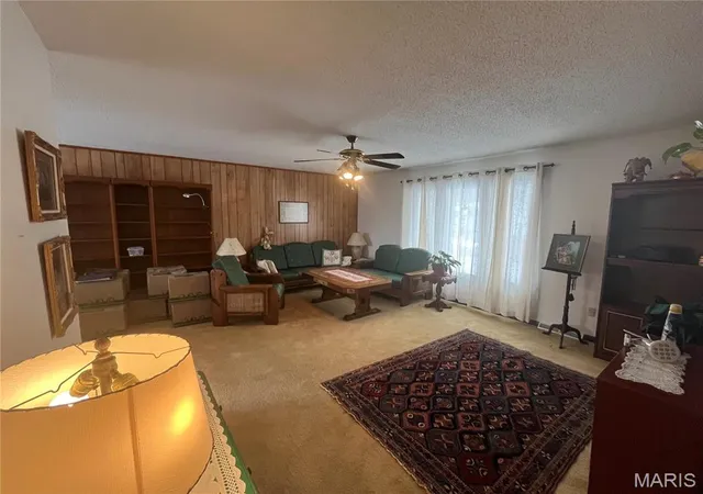 Photo 2 of Single Family Residence at 152 Burchwood Dr, Saint James, MO 65559 | MLS# MIS25029724 | | Sold on 2025-11-24