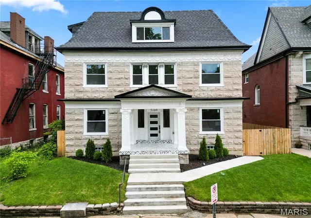 Photo 1 of Single Family Residence at 5169 Vernon Ave, Saint Louis, MO 63113 | MLS# MIS25029789 | | Sold on 2025-09-16