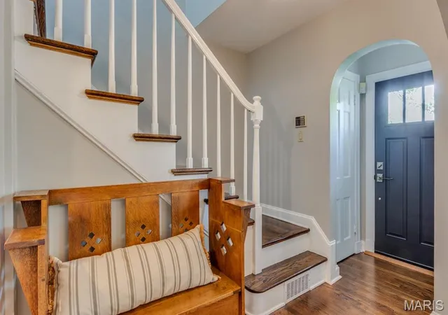 Photo 2 of Single Family Residence at 435 Alice Ave, Saint Louis, MO 63122 | MLS# MIS25029872 | | Sold on 2025-07-08