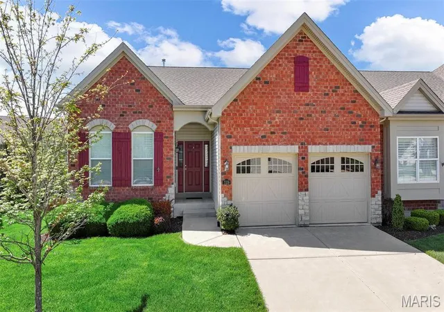Villa at 1109 Spruce Forest Dr, Lake Saint Louis, MO 63367 | MLS# MIS25029941 | | Sold on 2025-10-30