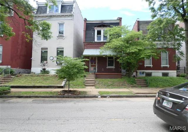 Photo 1 of Single Family Residence at 3005 Lemp Ave, Saint Louis, MO 63118 | MLS# MIS25030546 | | Sold on 2026-03-20