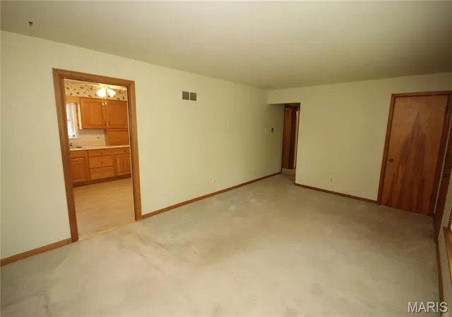 Photo 3 of Single Family Residence at 9844 Boulder Ct, Saint Louis, MO 63119 | MLS# MIS25030732 |  | Sold on 2025-05-30