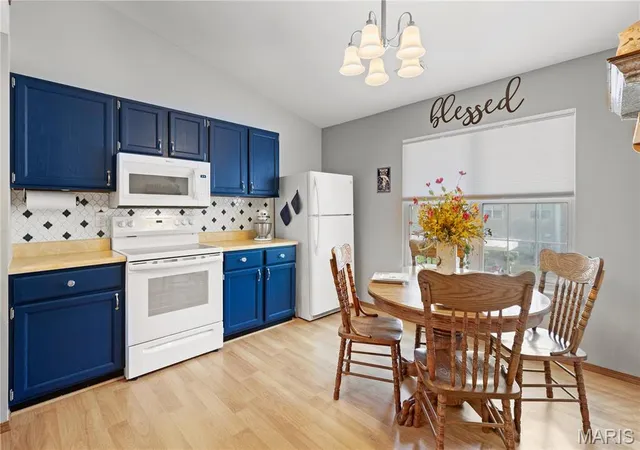 Photo 2 of Condominium at 51 Sugar Ridge Ct, Saint Peters, MO 63376 | MLS# MIS25030856 |  | Sold on 2025-09-08