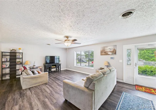 Photo 1 of Single Family Residence at 14469 Tailor Rd, Saint Robert, MO 65584 | MLS# MIS25031018 | | Sold on 2025-08-20