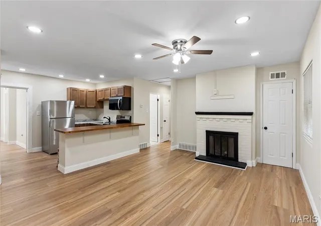 Photo 3 of Single family home for sale at 1973 Park Ln, Saint Louis, MO 63136 | MLS# MIS25031101 | Listing updated on 2026-02-08