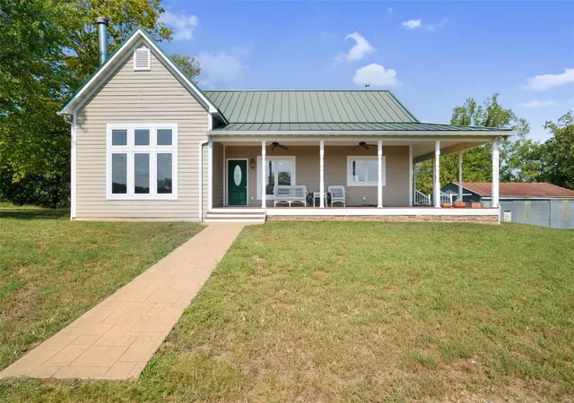 Photo 2 of House for sale at 1973 Old Fry Rd, Morrison, MO 65061 | MLS# 23057648 | Listing updated on 2025-02-27