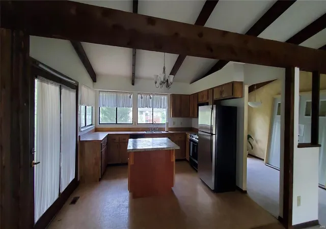 Photo 3 of Single family home for sale at 30 Picardy Dr, Lake Saint Louis, MO 63367 | MLS# 24022726 | Listing updated on 2024-09-09