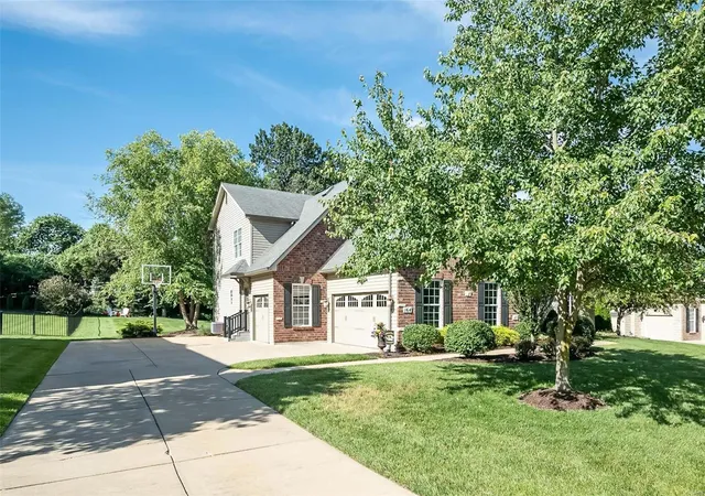 Photo 3 of Single family home for sale at 164 Point Lansing Cir, Twin Oaks, MO 63021 | MLS# 24025662 | Listing updated on 2024-08-12