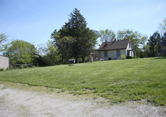 Photo 3 of Single family home for sale at 2601 W Meyer Rd, Wentzville, MO 63385 | MLS# 24026993 | Listing updated on 2024-11-15