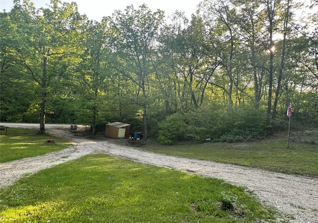 Photo 2 of Single family home for sale at 6003 County Rd 231, Monroe City, MO 63456 | MLS# 24028222 | Listing updated on 2024-11-13