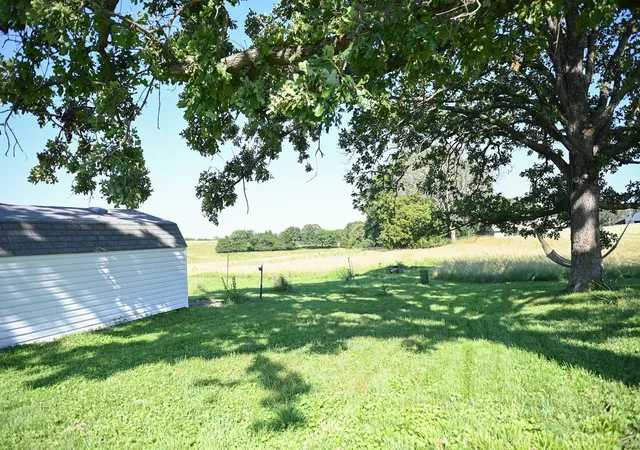 Photo 3 of Single family home for sale at 9136 Highway 185, Leslie, MO 63056 | MLS# 24035403 | Listing updated on 2024-09-24
