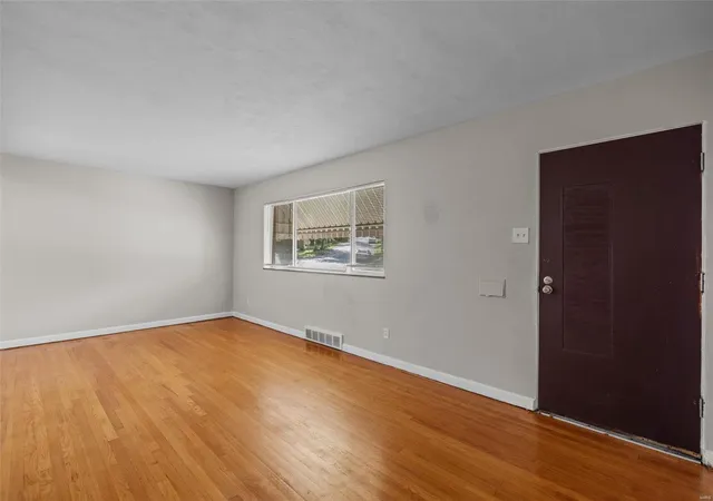 Photo 3 of Single family home for sale at 4502 Begg Blvd, Saint Louis, MO 63121 | MLS# 24035978 | Listing updated on 2024-09-20