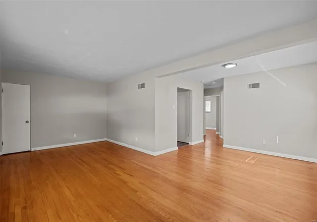 Photo 4 of Single family home for sale at 4502 Begg Blvd, Saint Louis, MO 63121 | MLS# 24035978 | Listing updated on 2024-09-20