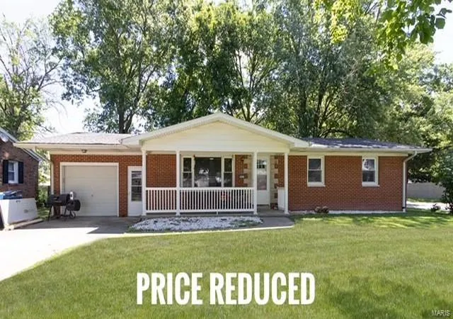 Single family home for sale at 302 N 8th Street, New Baden, IL 62265 | MLS# 24036976