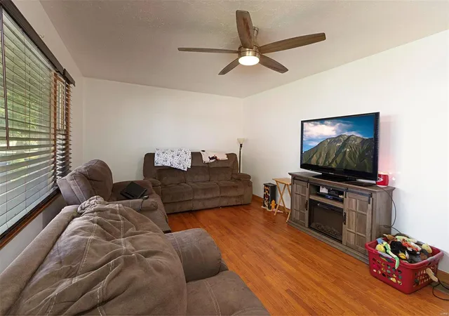 Photo 3 of Single family home for sale at 302 N 8th Street, New Baden, IL 62265 | MLS# 24036976 | Listing updated on 2024-09-09