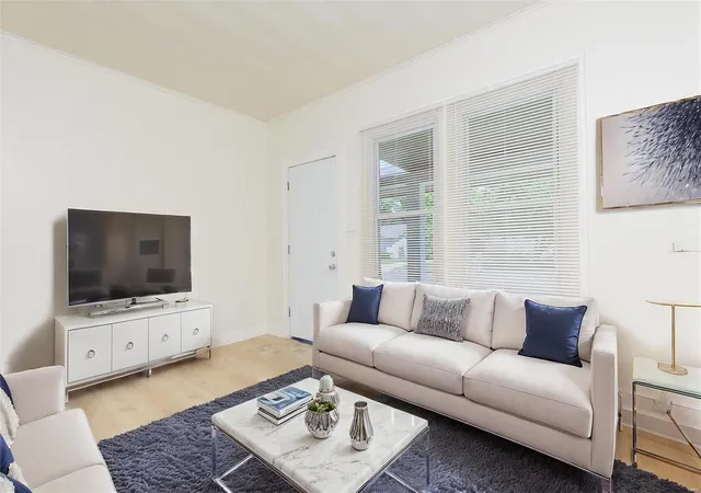 Photo 3 of Single family home for sale at 8833 Blewett Ave, Saint Louis, MO 63136 | MLS# 24039228 | Listing updated on 2024-09-12